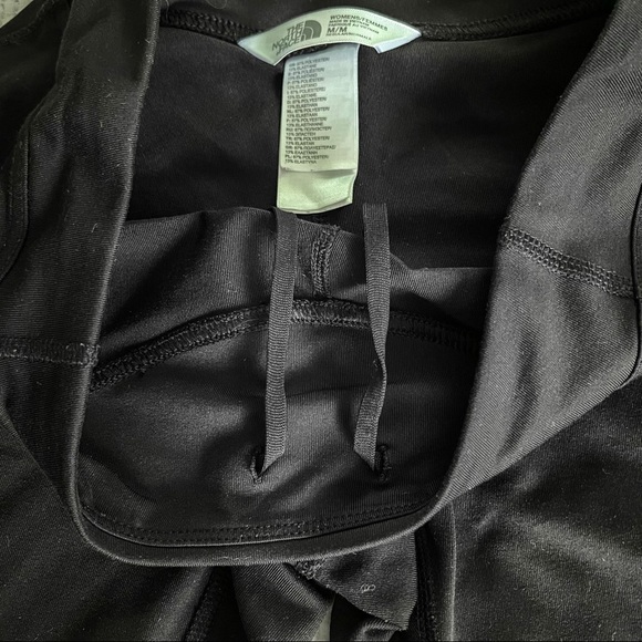 The North Face Cropped Legging - Picture 4 of 6